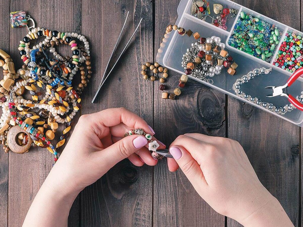 8 Beautiful Handmade Jewelry Items From Etsy -_yyth